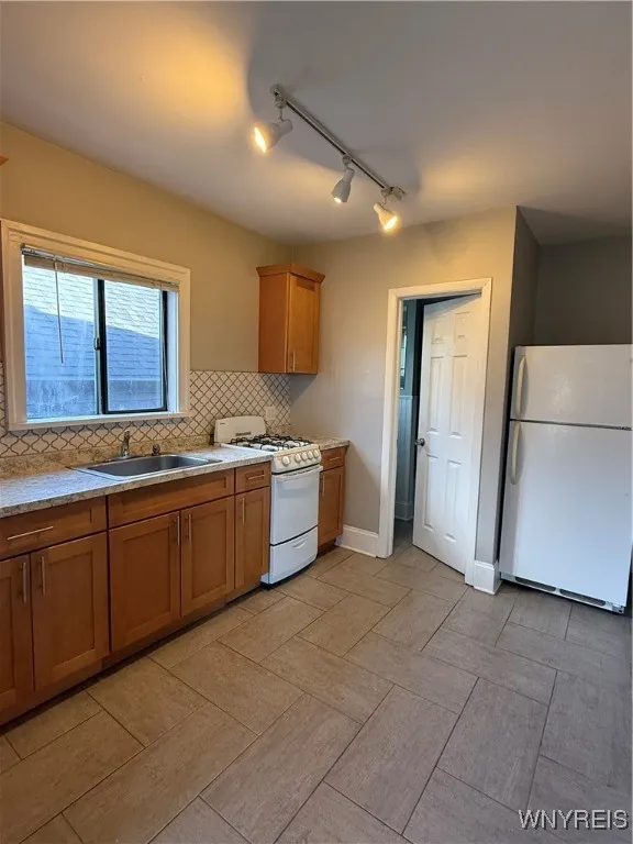 53 Elmwood Avenue 4, Buffalo, New York 14201, Buffalo, New York 14201, 2 Rooms Rooms,1 BathroomBathrooms,Residential Lease,Closed,53 Elmwood Avenue 4, Buffalo, New York 14201,0,B1595821