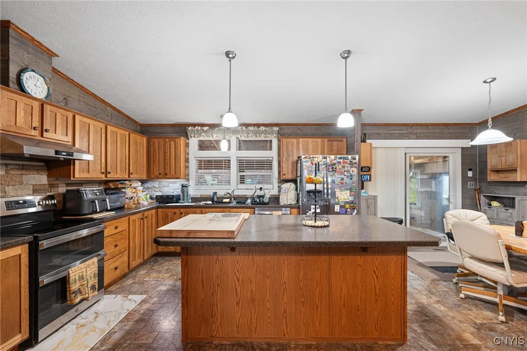 483 Cold Brook Road, Spafford, New York 13077, Spafford, New York 13077, 3 Bedrooms Bedrooms, 7 Rooms Rooms,2 BathroomsBathrooms,Residential,Closed,483 Cold Brook Road, Spafford, New York 13077,S1594636