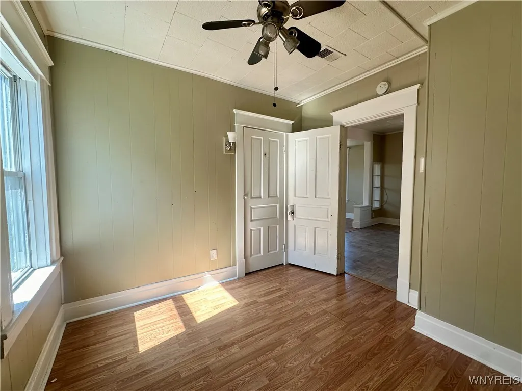 1264 Electric Avenue, Lackawanna, New York 14218, Lackawanna, New York 14218, 10 Bedrooms Bedrooms, ,4 BathroomsBathrooms,Residential,Closed,1264 Electric Avenue, Lackawanna, New York 14218,0,B1595749