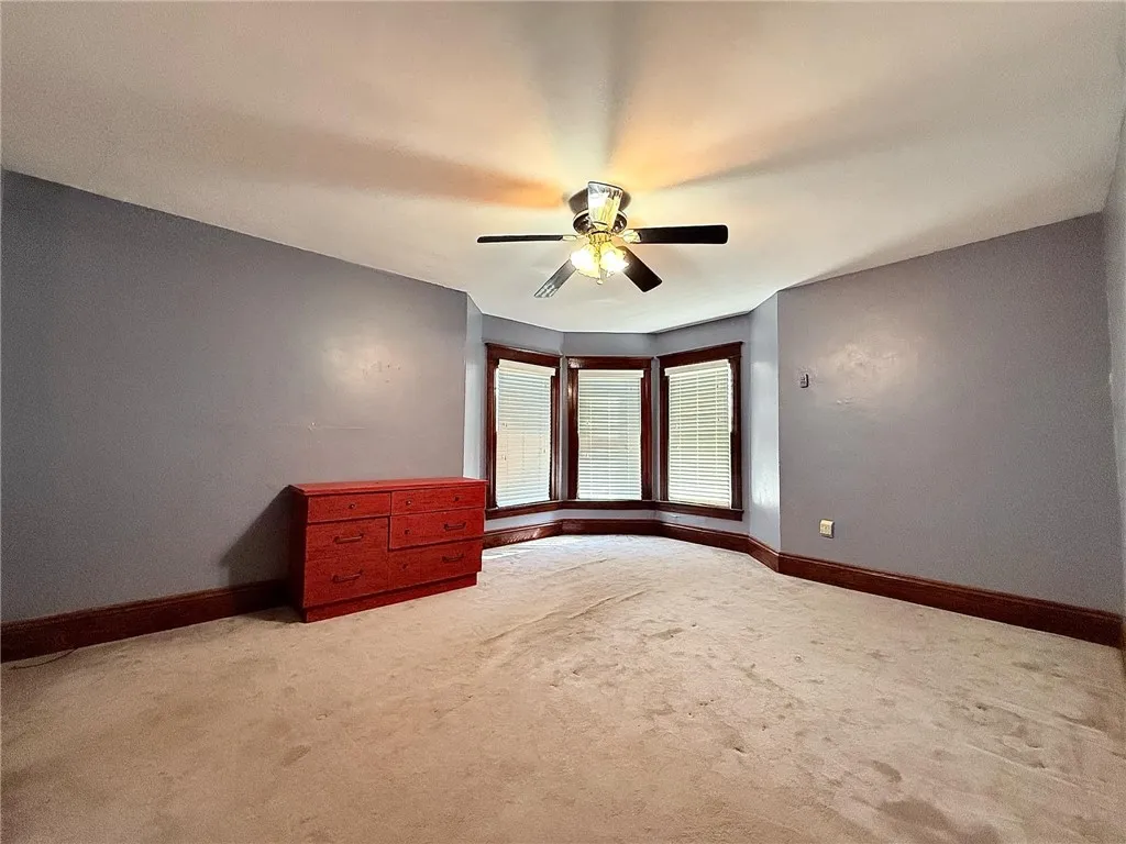 411 Livingston Street, Elmira-city, New York 14904, Elmira City, New York 14904, 4 Bedrooms Bedrooms, ,2 BathroomsBathrooms,Residential,For Sale,411 Livingston Street, Elmira-city, New York 14904,R1595546