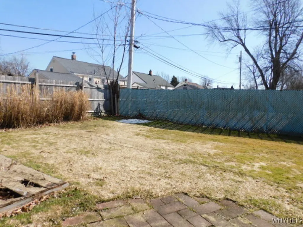 241 Kelvin Drive, Tonawanda-town, New York 14223, Tonawanda, New York 14223, 3 Bedrooms Bedrooms, 5 Rooms Rooms,1 BathroomBathrooms,Residential,Closed,241 Kelvin Drive, Tonawanda-town, New York 14223,B1595944