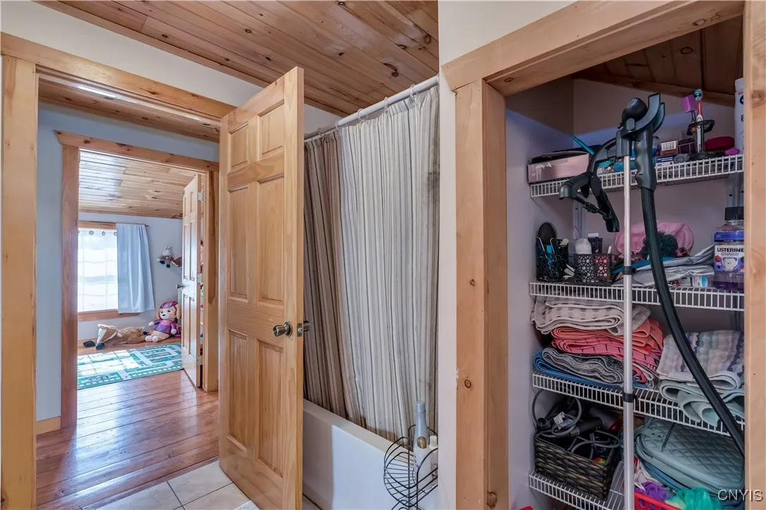 180 Jenkins Road, Dekalb, New York 13681, Dekalb, New York 13681, 5 Bedrooms Bedrooms, 9 Rooms Rooms,2 BathroomsBathrooms,Residential,For Sale,180 Jenkins Road, Dekalb, New York 13681,S1595967