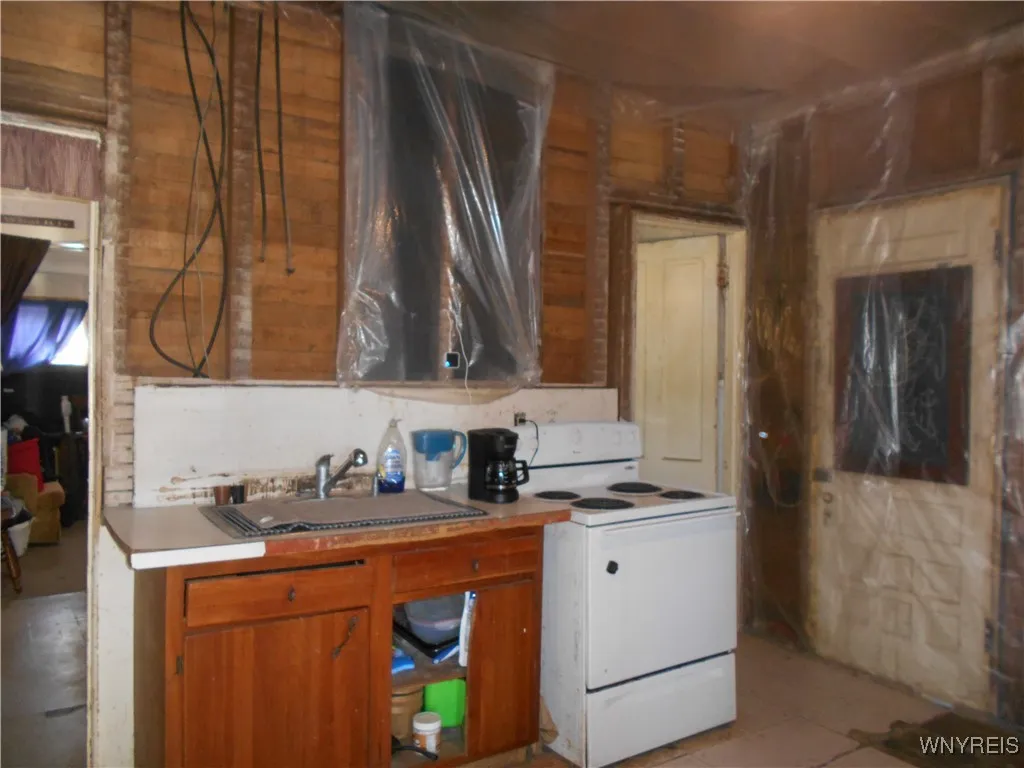 13419 Allen Road, Sardinia, New York 14030, Sardinia, New York 14030, 4 Bedrooms Bedrooms, 10 Rooms Rooms,1 BathroomBathrooms,Residential,Closed,13419 Allen Road, Sardinia, New York 14030,0,B1594802