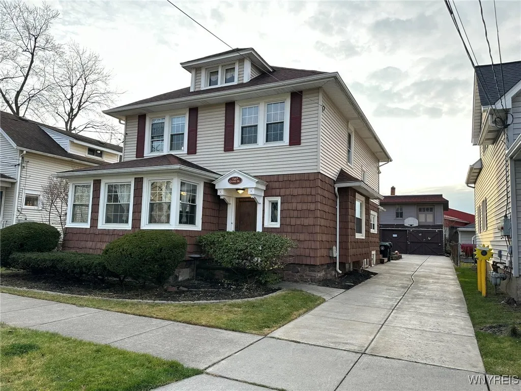 240 Grove Street, Tonawanda-city, New York 14150, Tonawanda, New York 14150, 4 Bedrooms Bedrooms, 8 Rooms Rooms,2 BathroomsBathrooms,Residential Lease,Closed,240 Grove Street, Tonawanda-city, New York 14150,0,B1595657