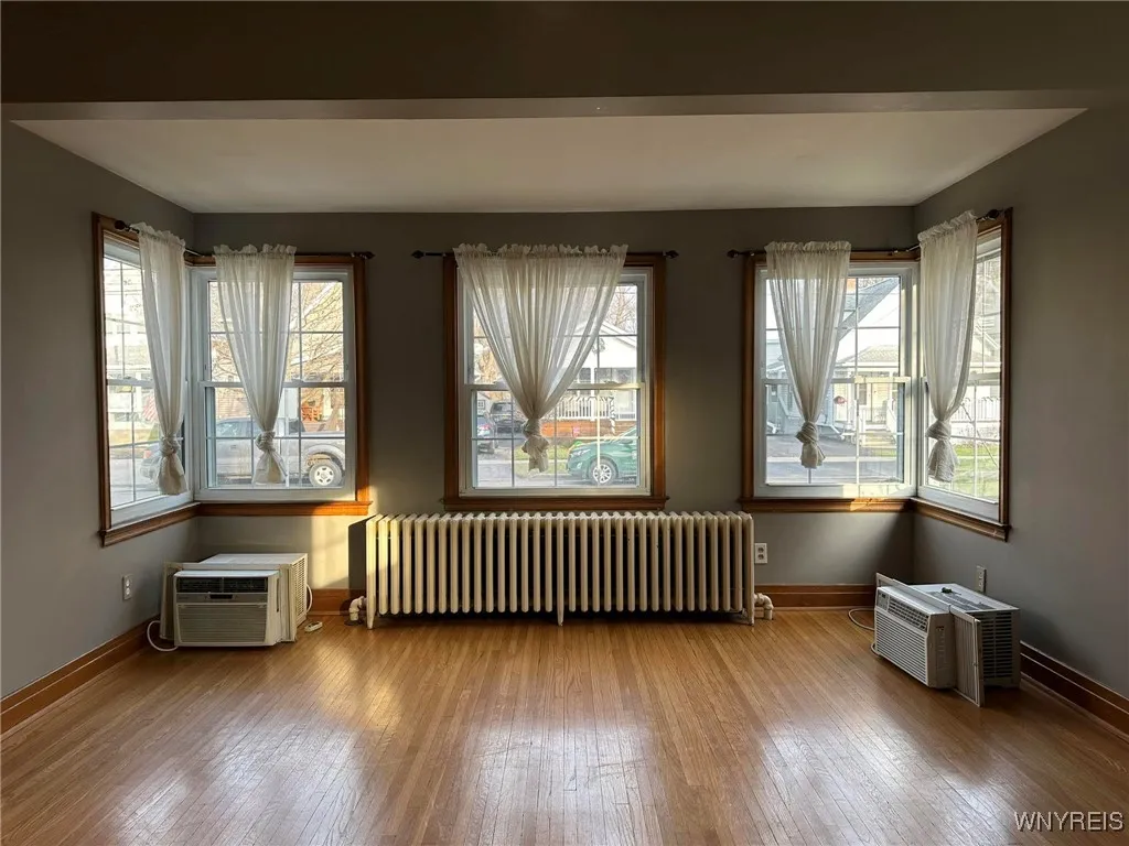240 Grove Street, Tonawanda-city, New York 14150, Tonawanda, New York 14150, 4 Bedrooms Bedrooms, 8 Rooms Rooms,2 BathroomsBathrooms,Residential Lease,Closed,240 Grove Street, Tonawanda-city, New York 14150,0,B1595657