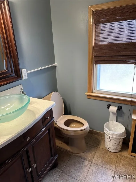 240 Grove Street, Tonawanda-city, New York 14150, Tonawanda, New York 14150, 4 Bedrooms Bedrooms, 8 Rooms Rooms,2 BathroomsBathrooms,Residential Lease,Closed,240 Grove Street, Tonawanda-city, New York 14150,0,B1595657