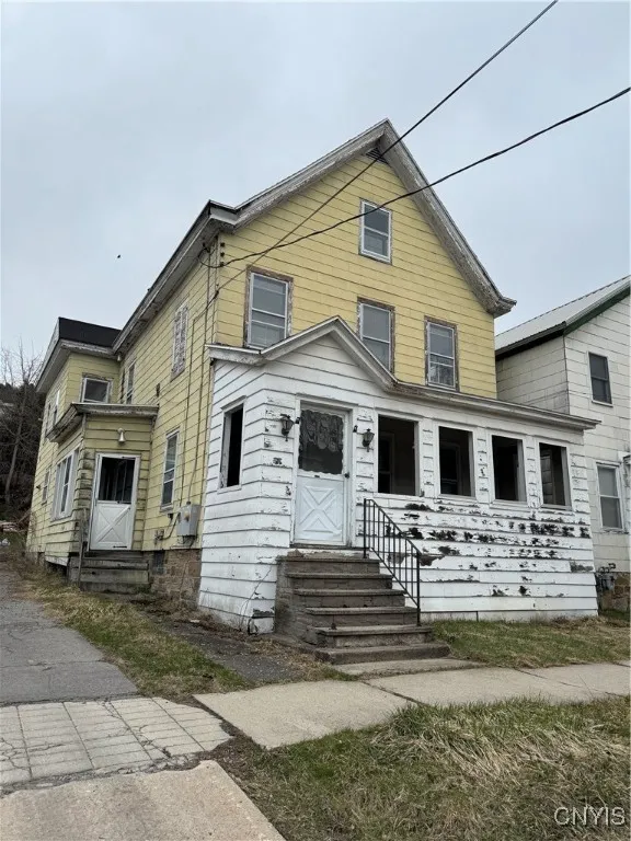 88 Burwell Street, Little Falls-city, New York 133, Little Falls City, New York 13365, 4 Bedrooms Bedrooms, 5 Rooms Rooms,2 BathroomsBathrooms,Residential,For Sale,88 Burwell Street, Little Falls-city, New York 133,0,S1594431
