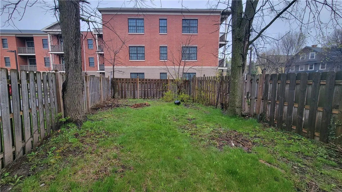 182 Oxford Avenue, Buffalo, New York 14209, Buffalo, New York 14209, 6 Bedrooms Bedrooms, ,4 BathroomsBathrooms,Residential,Closed,182 Oxford Avenue, Buffalo, New York 14209,R1596138