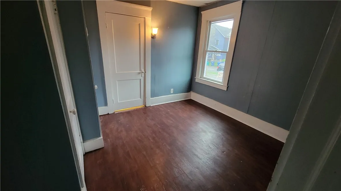 182 Oxford Avenue, Buffalo, New York 14209, Buffalo, New York 14209, 6 Bedrooms Bedrooms, ,4 BathroomsBathrooms,Residential,Closed,182 Oxford Avenue, Buffalo, New York 14209,R1596138