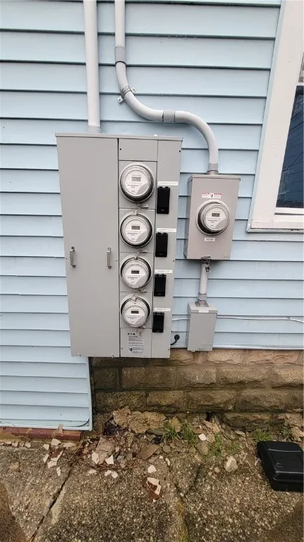 182 Oxford Avenue, Buffalo, New York 14209, Buffalo, New York 14209, 6 Bedrooms Bedrooms, ,4 BathroomsBathrooms,Residential,Closed,182 Oxford Avenue, Buffalo, New York 14209,R1596138