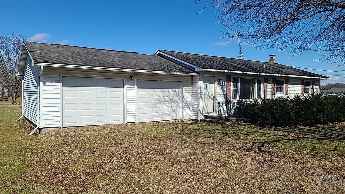 677 State Route 96, Waterloo, New York 13165, Waterloo, New York 13165, 3 Bedrooms Bedrooms, 5 Rooms Rooms,1 BathroomBathrooms,Residential,Closed,677 State Route 96, Waterloo, New York 13165,R1596162