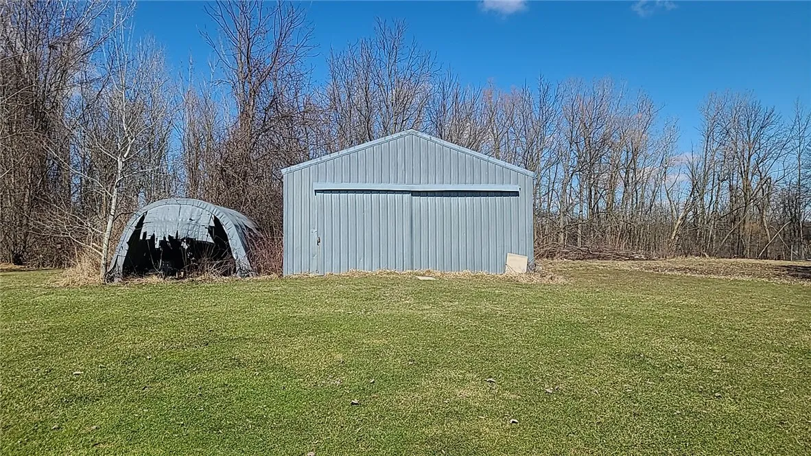 677 State Route 96, Waterloo, New York 13165, Waterloo, New York 13165, 3 Bedrooms Bedrooms, 5 Rooms Rooms,1 BathroomBathrooms,Residential,Closed,677 State Route 96, Waterloo, New York 13165,R1596162