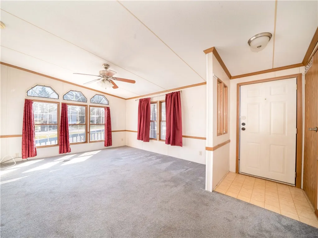34 Harper Parkway, Avon, New York 14414, Avon, New York 14414, 3 Bedrooms Bedrooms, 6 Rooms Rooms,2 BathroomsBathrooms,Residential,Closed,34 Harper Parkway, Avon, New York 14414,R1596204
