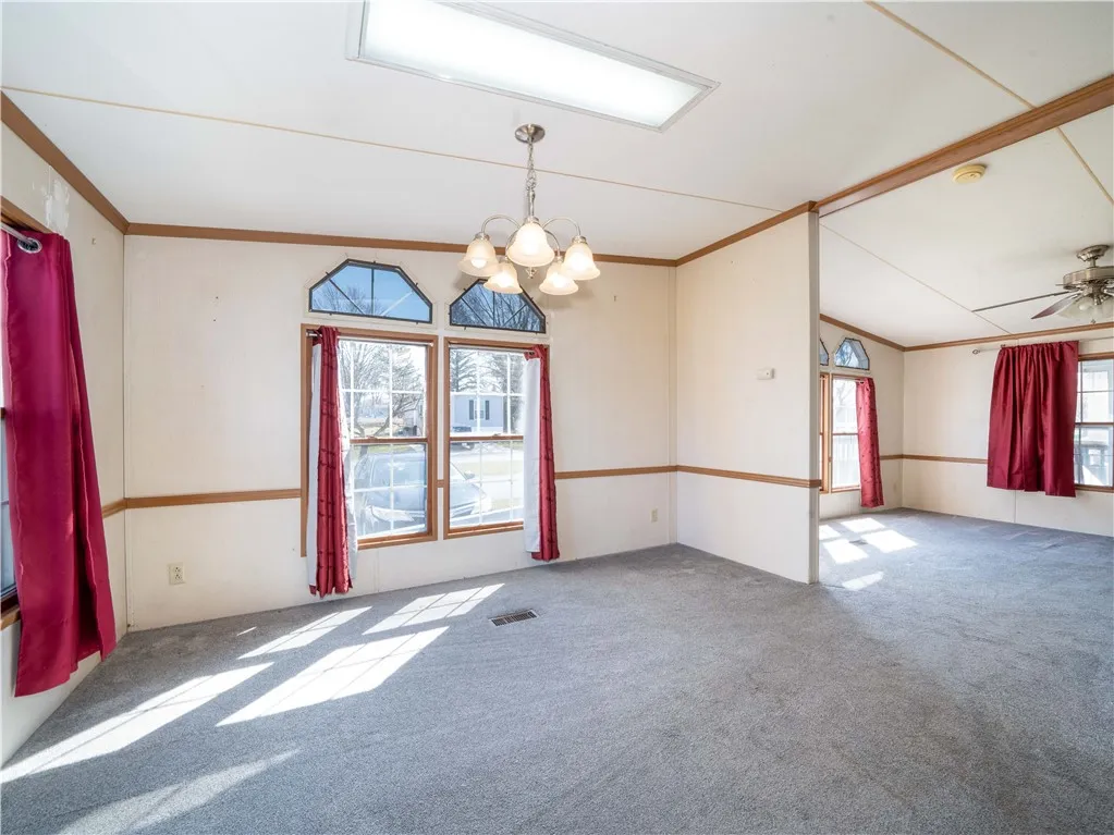 34 Harper Parkway, Avon, New York 14414, Avon, New York 14414, 3 Bedrooms Bedrooms, 6 Rooms Rooms,2 BathroomsBathrooms,Residential,Closed,34 Harper Parkway, Avon, New York 14414,R1596204