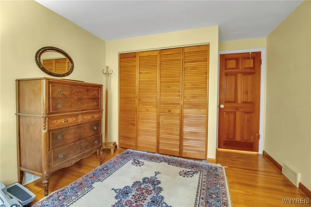 2nd flr BDRM w/HW flrs, closet + 6 panel dr entry dr