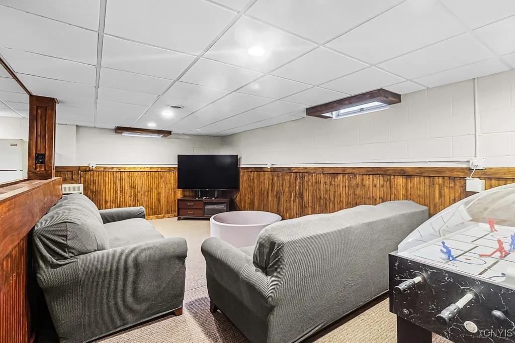 4 Virginia Lane, New Hartford, New York 13413, New Hartford, New York 13413, 4 Bedrooms Bedrooms, 10 Rooms Rooms,2 BathroomsBathrooms,Residential,Closed,4 Virginia Lane, New Hartford, New York 13413,0,S1595509