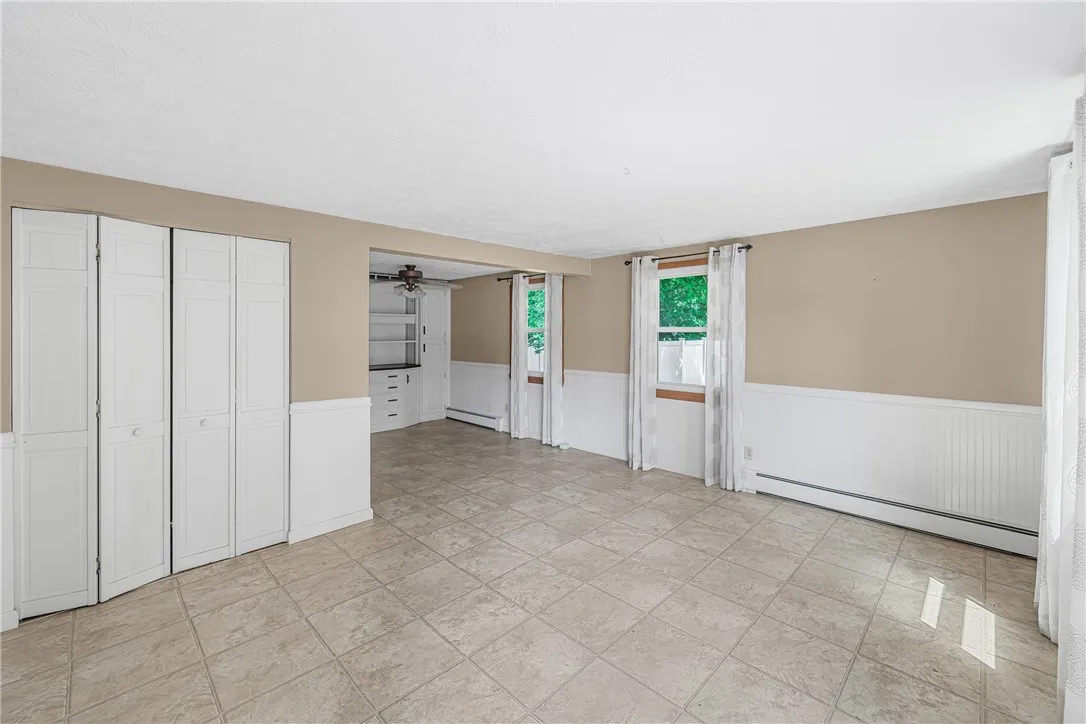 21 Algonquin Drive, Big Flats, New York 14845, Big Flats, New York 14845, 3 Bedrooms Bedrooms, 9 Rooms Rooms,1 BathroomBathrooms,Residential,For Sale,21 Algonquin Drive, Big Flats, New York 14845,R1596274