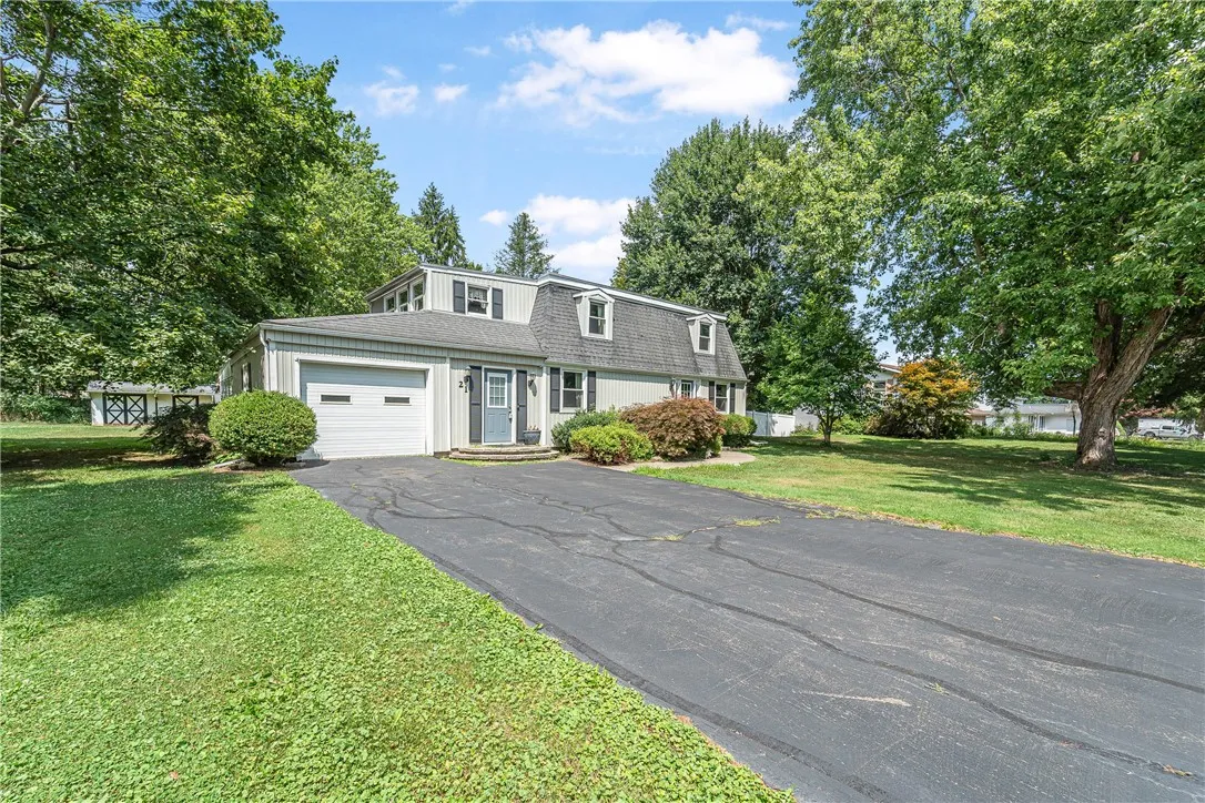 21 Algonquin Drive, Big Flats, New York 14845, Big Flats, New York 14845, 3 Bedrooms Bedrooms, 9 Rooms Rooms,1 BathroomBathrooms,Residential,For Sale,21 Algonquin Drive, Big Flats, New York 14845,R1596274