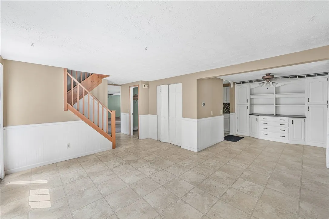 21 Algonquin Drive, Big Flats, New York 14845, Big Flats, New York 14845, 3 Bedrooms Bedrooms, 9 Rooms Rooms,1 BathroomBathrooms,Residential,For Sale,21 Algonquin Drive, Big Flats, New York 14845,R1596274