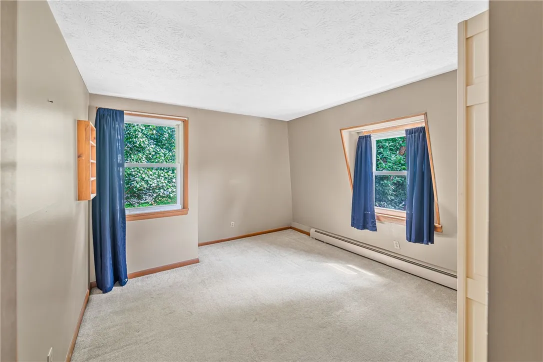 21 Algonquin Drive, Big Flats, New York 14845, Big Flats, New York 14845, 3 Bedrooms Bedrooms, 9 Rooms Rooms,1 BathroomBathrooms,Residential,For Sale,21 Algonquin Drive, Big Flats, New York 14845,R1596274