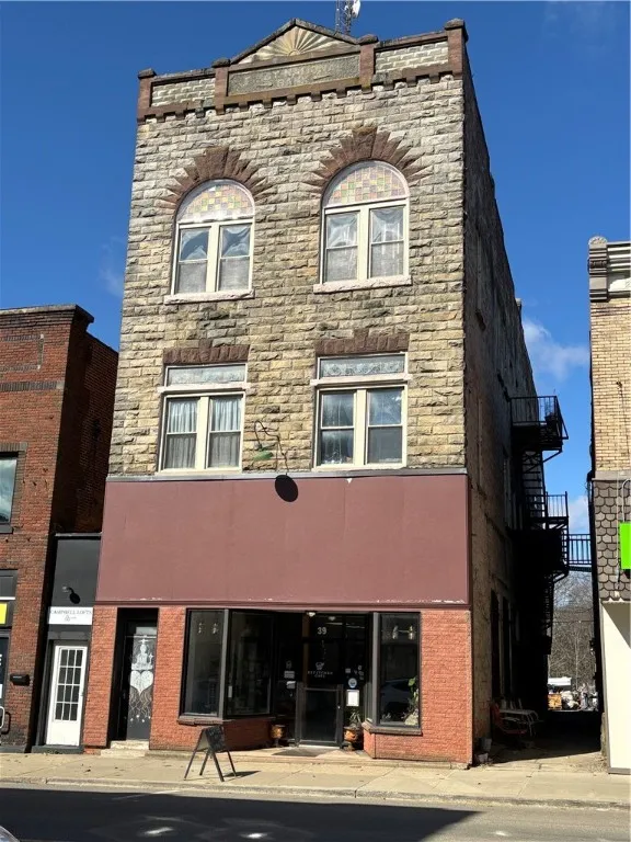 39 North Fraley Street, Kane-borough, Pennsylvania, Kane Boro, Pennsylvania 16735, 7 Bedrooms Bedrooms, ,4 BathroomsBathrooms,Residential,For Sale,39 North Fraley Street, Kane-borough, Pennsylvania,R1592689