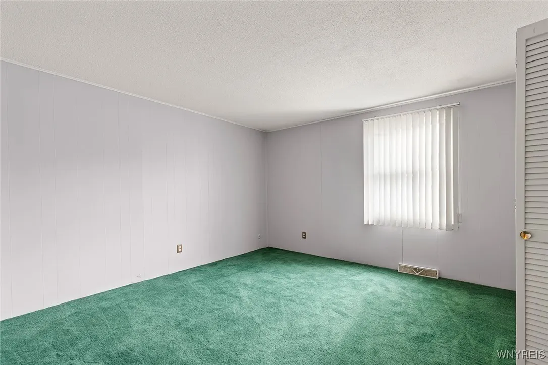 75 Henel Avenue 2, Amherst, New York 14226, Amherst, New York 14226, 2 Bedrooms Bedrooms, 7 Rooms Rooms,2 BathroomsBathrooms,Residential,Closed,75 Henel Avenue 2, Amherst, New York 14226,B1595345