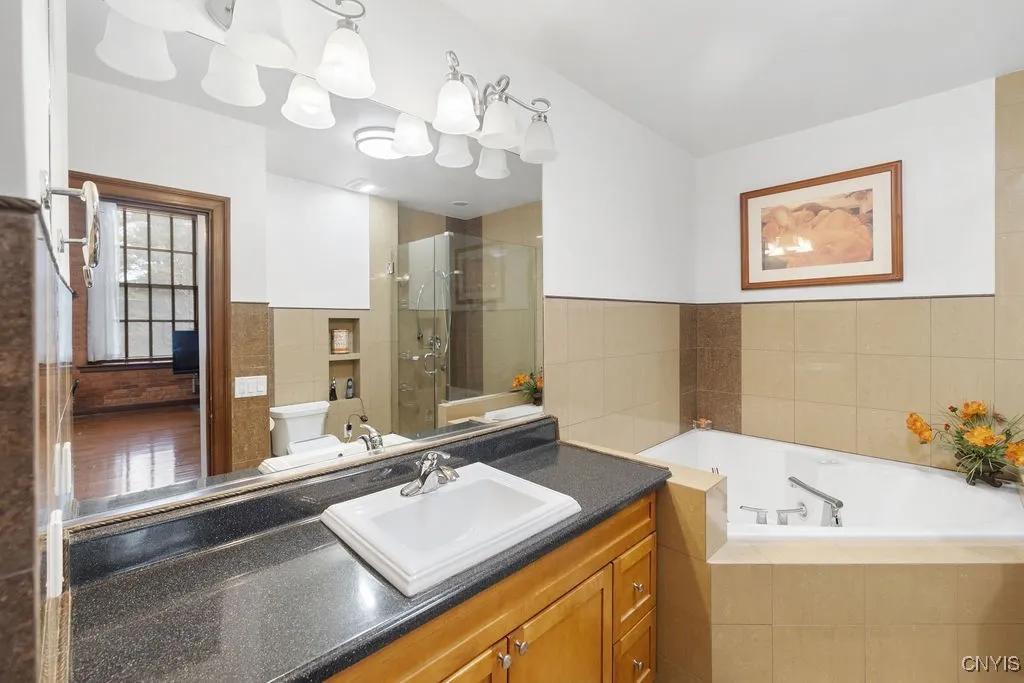 429 North Franklin Street 110, Syracuse, New York, Syracuse, New York 13204, 2 Bedrooms Bedrooms, 5 Rooms Rooms,2 BathroomsBathrooms,Residential,Closed,429 North Franklin Street 110, Syracuse, New York ,0,S1596007