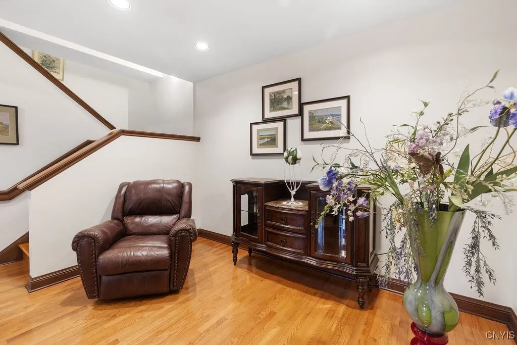 429 North Franklin Street 110, Syracuse, New York, Syracuse, New York 13204, 2 Bedrooms Bedrooms, 5 Rooms Rooms,2 BathroomsBathrooms,Residential,Closed,429 North Franklin Street 110, Syracuse, New York ,0,S1596007