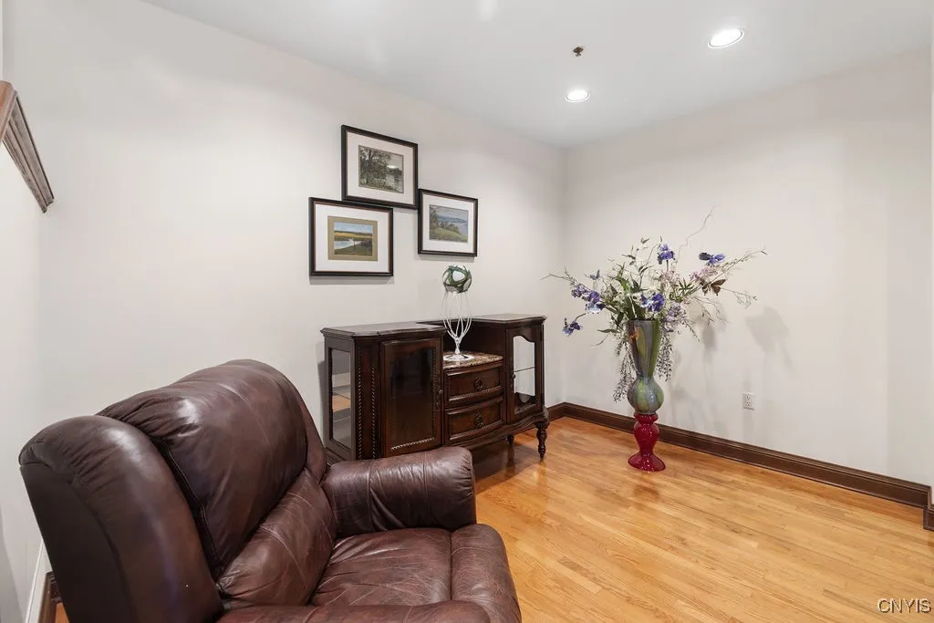 429 North Franklin Street 110, Syracuse, New York, Syracuse, New York 13204, 2 Bedrooms Bedrooms, 5 Rooms Rooms,2 BathroomsBathrooms,Residential,Closed,429 North Franklin Street 110, Syracuse, New York ,0,S1596007