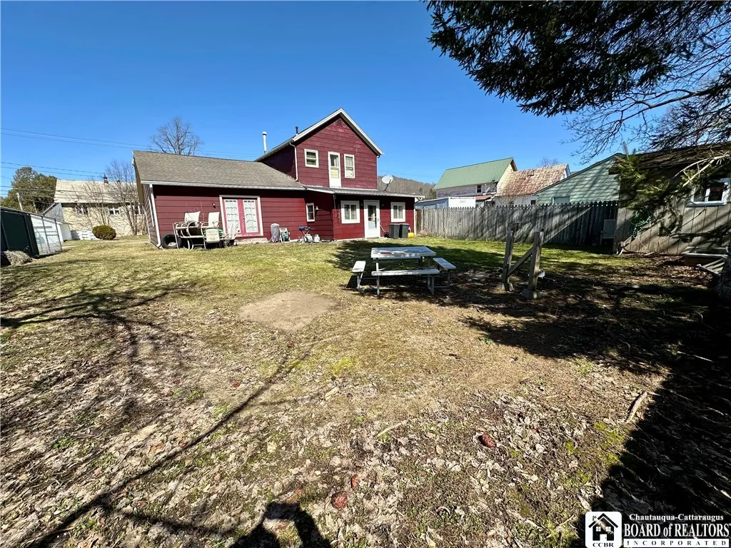 48 Olean Street, Bolivar, New York 14715, Bolivar, New York 14715, 3 Bedrooms Bedrooms, 10 Rooms Rooms,1 BathroomBathrooms,Residential,Closed,48 Olean Street, Bolivar, New York 14715,0,R1593987