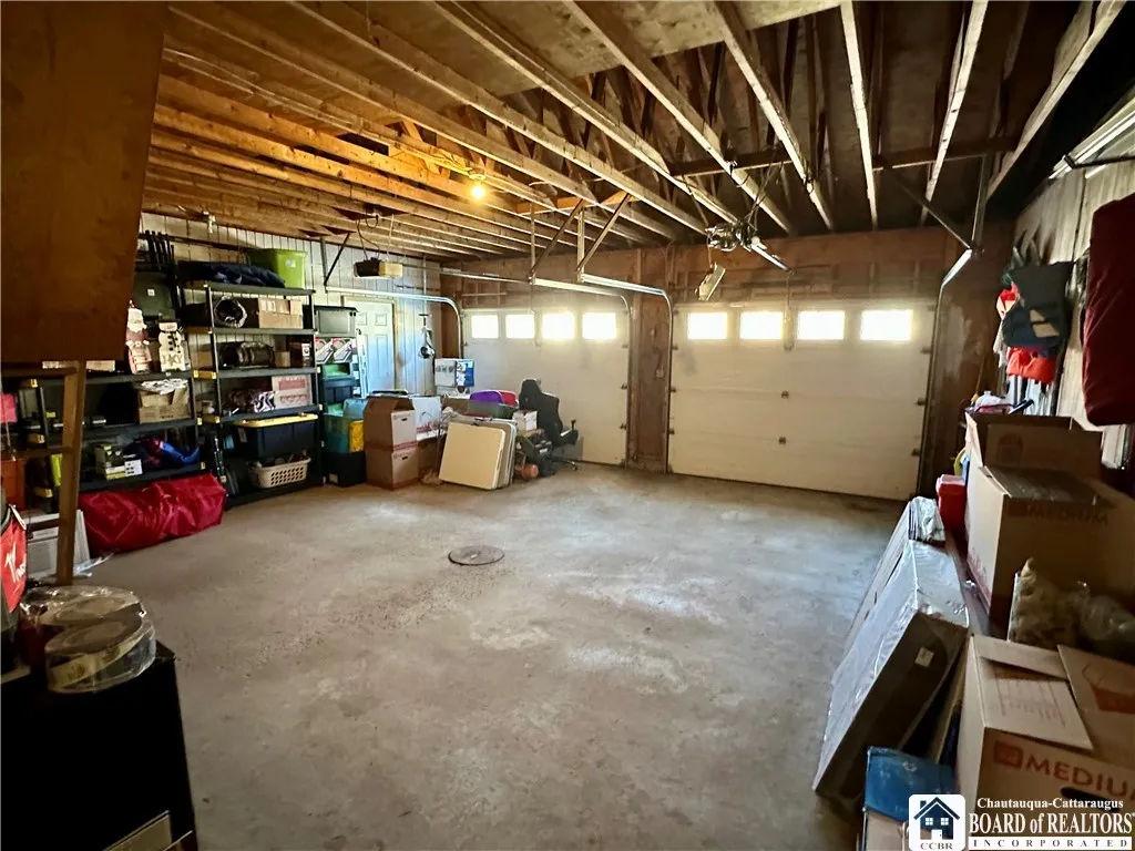 HUGE 2 car garage, with attic access