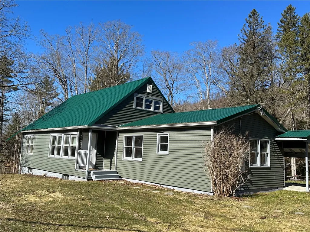 5187 State Highway 23, Norwich-town, New York 1381, Norwich, New York 13815, 3 Bedrooms Bedrooms, 9 Rooms Rooms,2 BathroomsBathrooms,Residential,For Sale,5187 State Highway 23, Norwich-town, New York 1381,R1596416