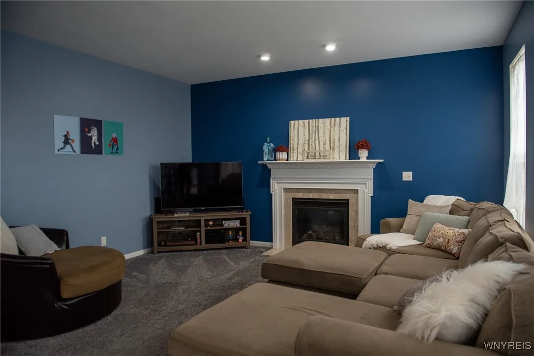 Gas fireplace