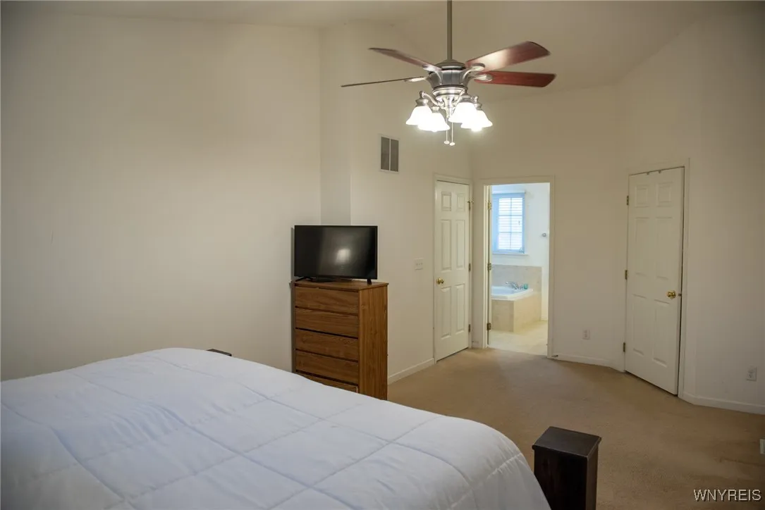 2225 Hunters Hollow Lane, Hamburg, New York 14085, Hamburg, New York 14085, 4 Bedrooms Bedrooms, 9 Rooms Rooms,2 BathroomsBathrooms,Residential,Closed,2225 Hunters Hollow Lane, Hamburg, New York 14085,0,B1596452