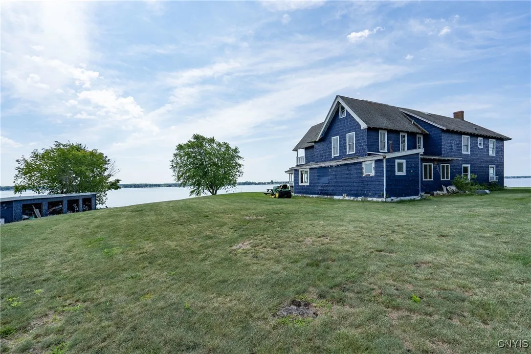 3192 Carleton Island Rd 1, Cape Vincent, New York, Cape Vincent, New York 13618, 8 Bedrooms Bedrooms, 13 Rooms Rooms,5 BathroomsBathrooms,Residential,For Sale,3192 Carleton Island Rd 1, Cape Vincent, New York ,S1596158