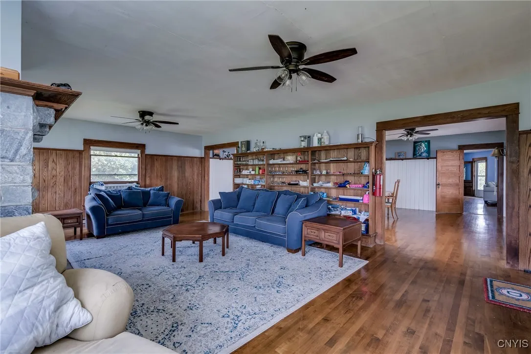 3192 Carleton Island Rd 1, Cape Vincent, New York, Cape Vincent, New York 13618, 8 Bedrooms Bedrooms, 13 Rooms Rooms,5 BathroomsBathrooms,Residential,For Sale,3192 Carleton Island Rd 1, Cape Vincent, New York ,S1596158