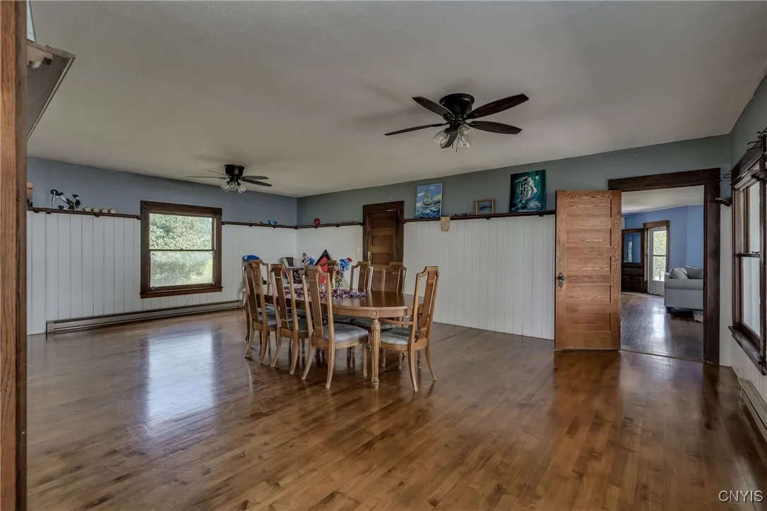 3192 Carleton Island Rd 1, Cape Vincent, New York, Cape Vincent, New York 13618, 8 Bedrooms Bedrooms, 13 Rooms Rooms,5 BathroomsBathrooms,Residential,For Sale,3192 Carleton Island Rd 1, Cape Vincent, New York ,S1596158