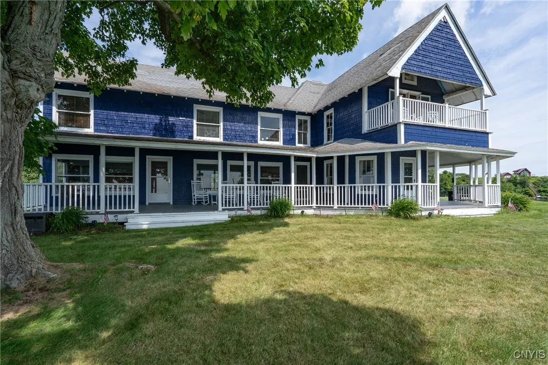 3192 Carleton Island Rd 1, Cape Vincent, New York, Cape Vincent, New York 13618, 8 Bedrooms Bedrooms, 13 Rooms Rooms,5 BathroomsBathrooms,Residential,For Sale,3192 Carleton Island Rd 1, Cape Vincent, New York ,S1596158