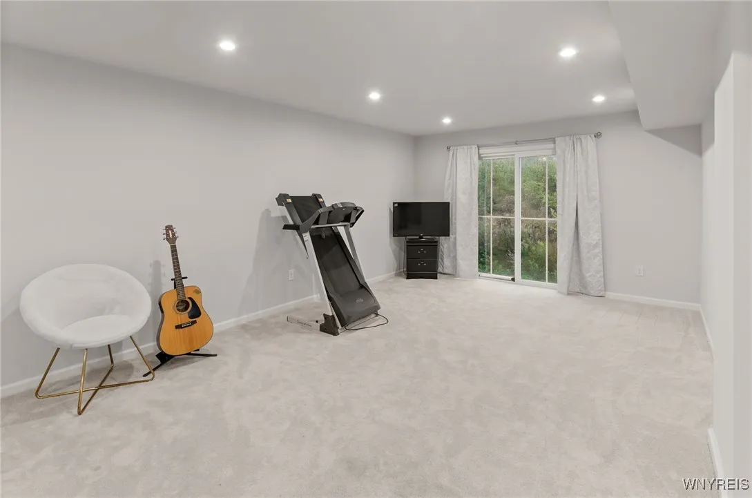 177 Sandstone Circle, Grand Island, New York 14072, Grand Island, New York 14072, 3 Bedrooms Bedrooms, 7 Rooms Rooms,3 BathroomsBathrooms,Residential,Closed,177 Sandstone Circle, Grand Island, New York 14072,0,B1596611