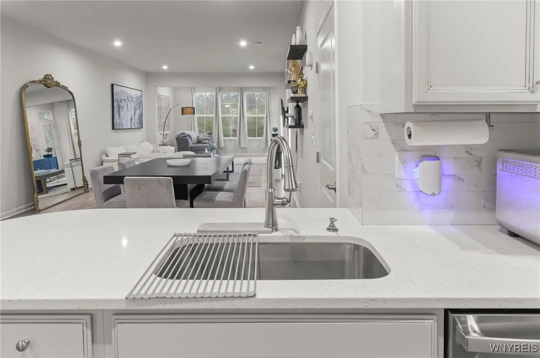 177 Sandstone Circle, Grand Island, New York 14072, Grand Island, New York 14072, 3 Bedrooms Bedrooms, 7 Rooms Rooms,3 BathroomsBathrooms,Residential,Closed,177 Sandstone Circle, Grand Island, New York 14072,0,B1596611