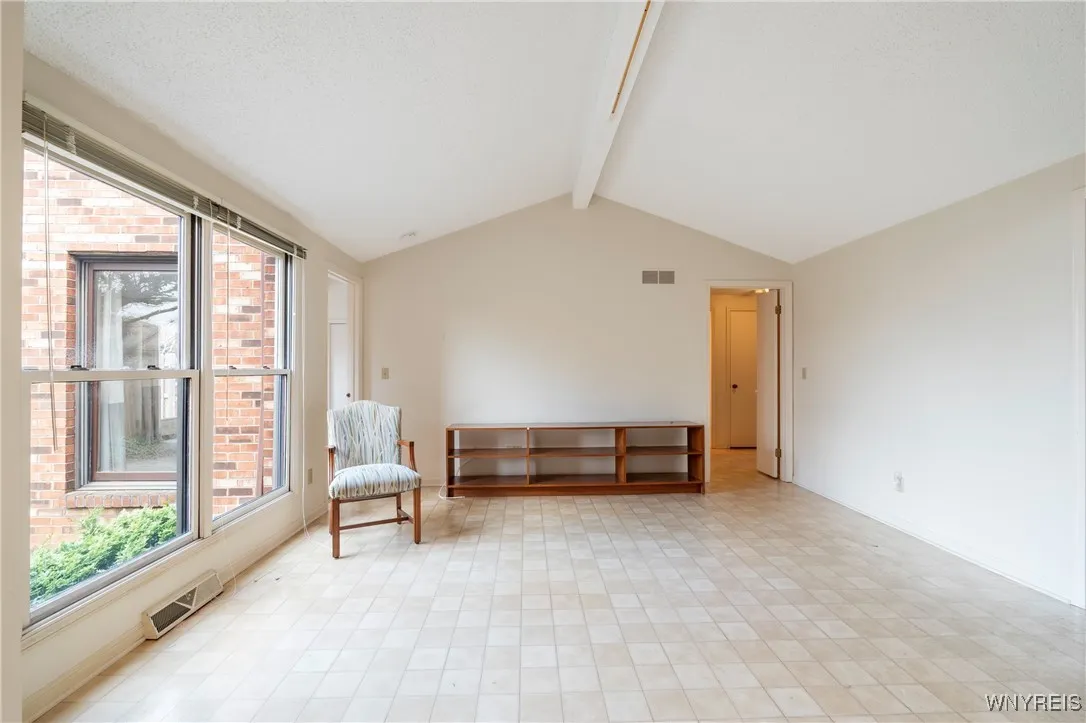 152 Wedgewood Drive, Amherst, New York 14221, Amherst, New York 14221, 3 Bedrooms Bedrooms, 6 Rooms Rooms,2 BathroomsBathrooms,Residential,Closed,152 Wedgewood Drive, Amherst, New York 14221,0,B1596729
