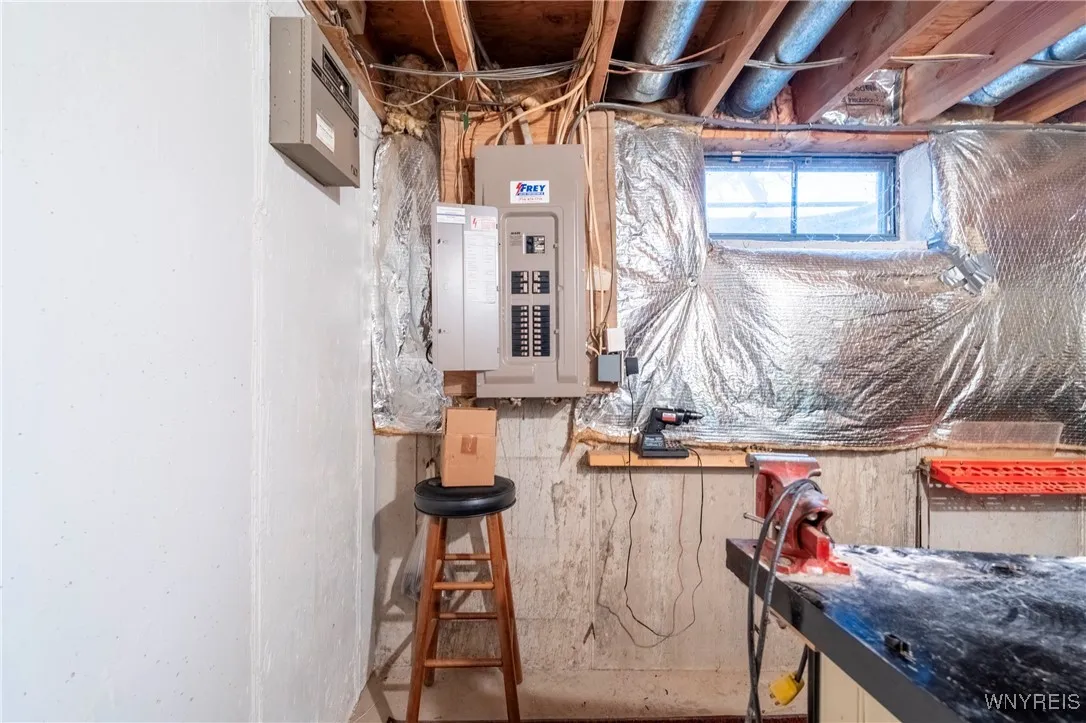 152 Wedgewood Drive, Amherst, New York 14221, Amherst, New York 14221, 3 Bedrooms Bedrooms, 6 Rooms Rooms,2 BathroomsBathrooms,Residential,Closed,152 Wedgewood Drive, Amherst, New York 14221,0,B1596729