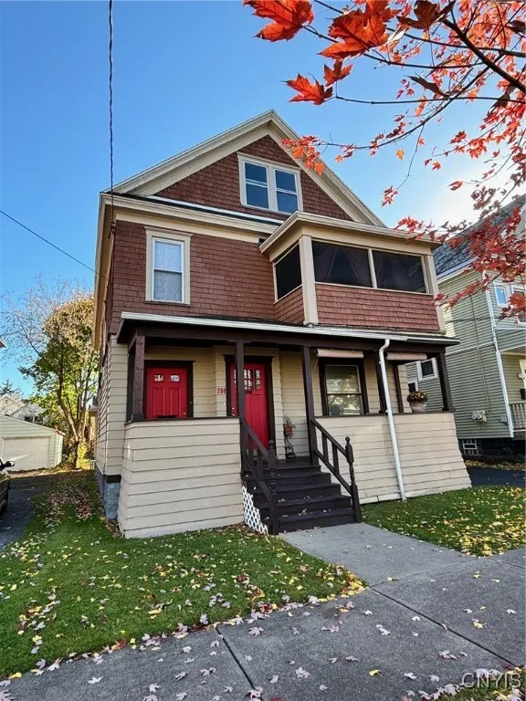 204 Helen Street, Syracuse, New York 13203, Syracuse, New York 13203, 6 Bedrooms Bedrooms, ,2 BathroomsBathrooms,Residential,Closed,204 Helen Street, Syracuse, New York 13203,0,S1596505