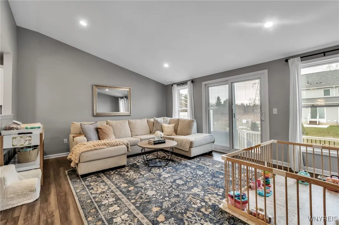 602 Carriage Lane, West Seneca, New York 14224, West Seneca, New York 14224, 2 Bedrooms Bedrooms, 9 Rooms Rooms,2 BathroomsBathrooms,Residential,Closed,602 Carriage Lane, West Seneca, New York 14224,0,B1596547