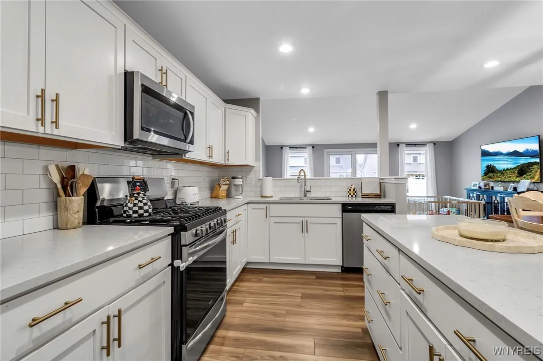602 Carriage Lane, West Seneca, New York 14224, West Seneca, New York 14224, 2 Bedrooms Bedrooms, 9 Rooms Rooms,2 BathroomsBathrooms,Residential,Closed,602 Carriage Lane, West Seneca, New York 14224,0,B1596547