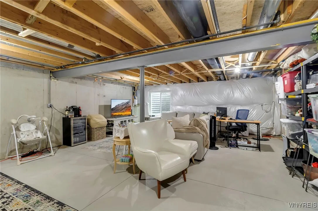 602 Carriage Lane, West Seneca, New York 14224, West Seneca, New York 14224, 2 Bedrooms Bedrooms, 9 Rooms Rooms,2 BathroomsBathrooms,Residential,Closed,602 Carriage Lane, West Seneca, New York 14224,0,B1596547