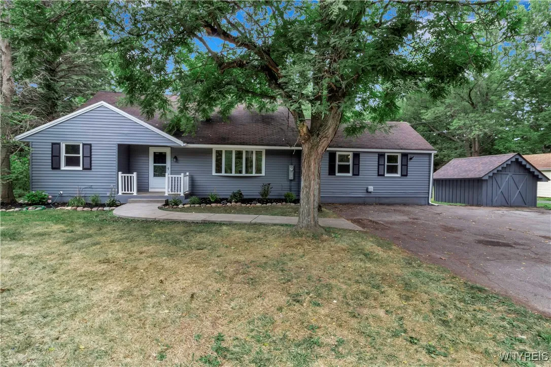 3400 Niagara Falls Boulevard, Amherst, New York 14, Amherst, New York 14228, 4 Bedrooms Bedrooms, 10 Rooms Rooms,2 BathroomsBathrooms,Residential,Closed,3400 Niagara Falls Boulevard, Amherst, New York 14,0,B1596833