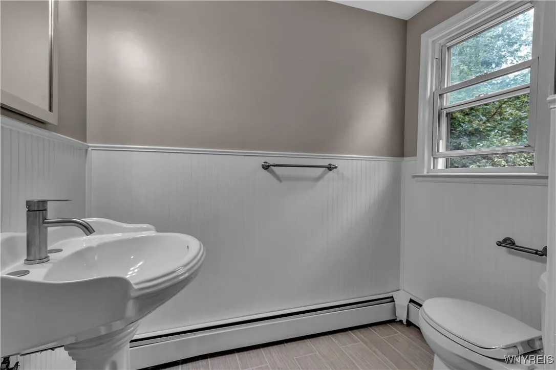 2nd Floor Bath