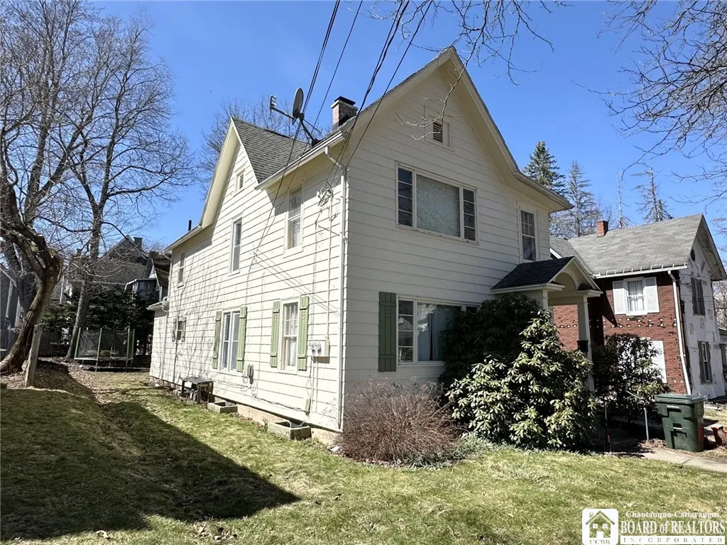 30 Catlin Avenue, Jamestown, New York 14701, Jamestown, New York 14701, 4 Bedrooms Bedrooms, ,2 BathroomsBathrooms,Residential,Closed,30 Catlin Avenue, Jamestown, New York 14701,R1596532