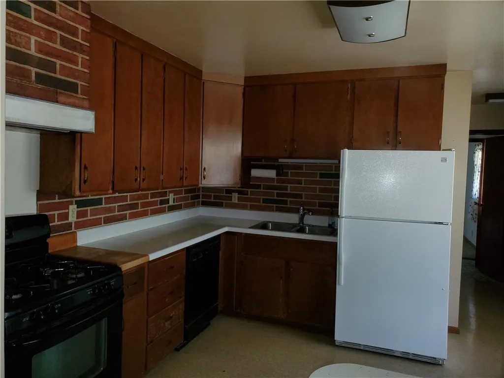 3963 Watkins Road, Veteran, New York 14872, Veteran, New York 14872, 3 Bedrooms Bedrooms, 9 Rooms Rooms,1 BathroomBathrooms,Residential,For Sale,3963 Watkins Road, Veteran, New York 14872,0,R1595689